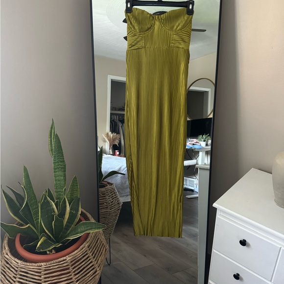 NWT Hello Molly Chase the Blues Midi Midi Dress (Green) - Picture 2 of 9